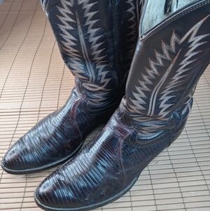 Cowtown Boots Chocolate Brown Iguana Teju Lizard Exotic leather Cowboy Boots. Me